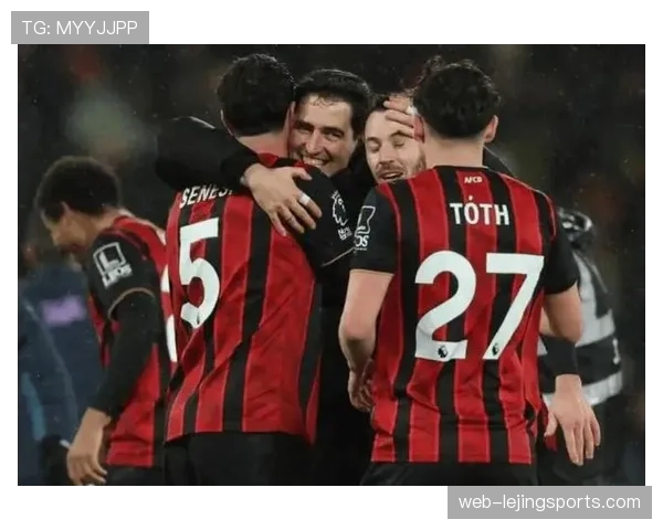 塞内西35次拦截211次解围 伯恩茅斯中卫防守数据亮眼